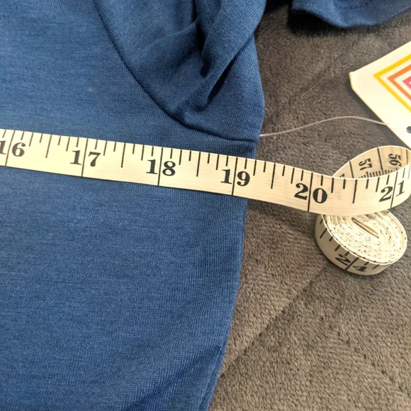 LuLaRoe Nicole Dress - Picture 6 of 7